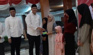 Bupati Tarawih Perdana di Rumdin.lensa klaten.com