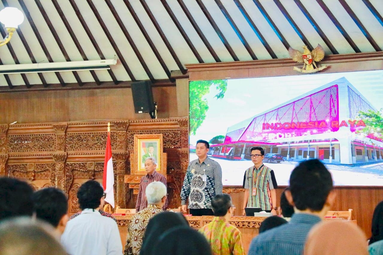 Bupati Klaten Buka Orientasi Penyusunan Renstra Perangkat Daerah Tahun 2025-2029. Kamis, (10/04/2025)