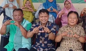 Kades Mlese Cawas,dilaporkan polisi.