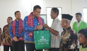 Warga Pucang Miliran minta bupati jalan diaspal.