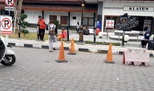 ojek pengkolan tetap bertahan dibawah beringin