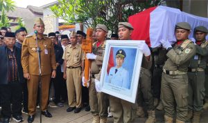 Ribuan Pelayat Iringi kepergian almarhum Benny Indra Ardhianto