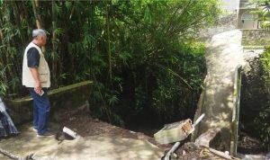 Bupati Minta jembatan Gumul Segera Diperbaiki